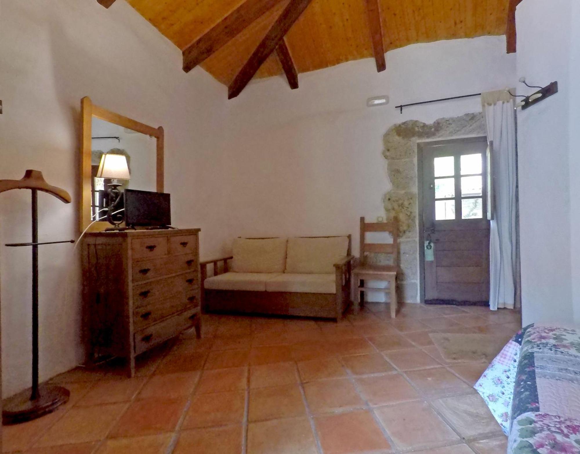 Lugar Dos Devas Guest House Covelo  Rom bilde