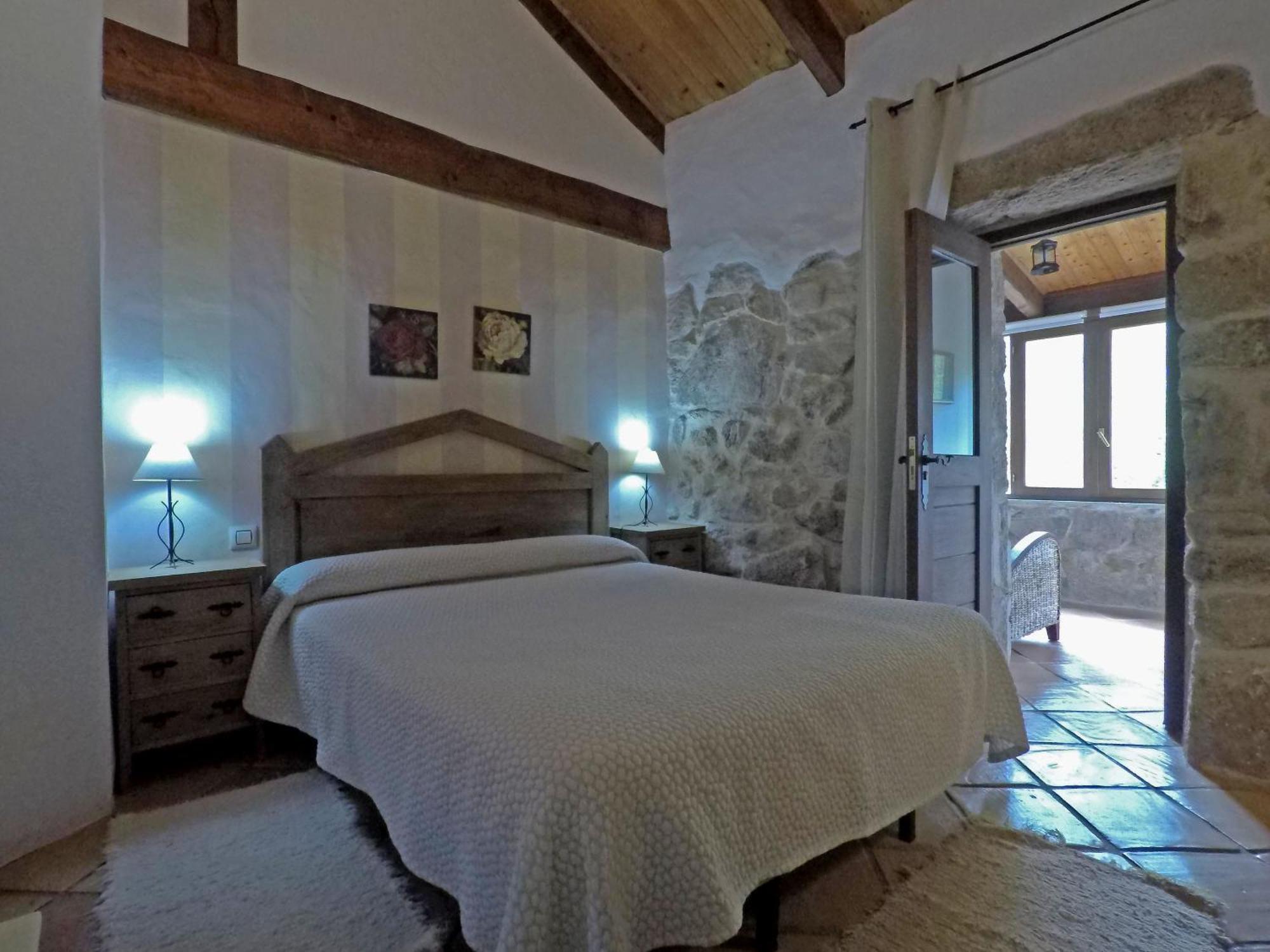 Lugar Dos Devas Guest House Covelo  Rom bilde